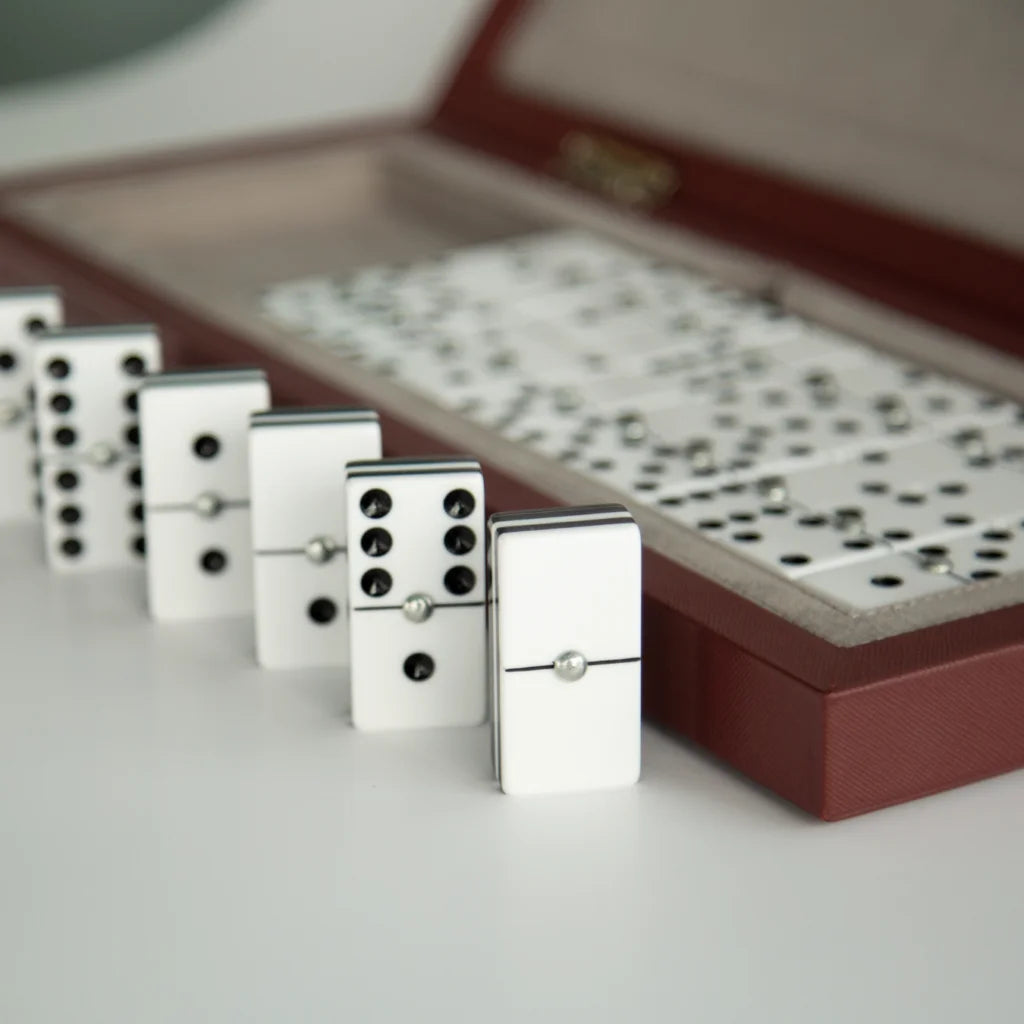 Domino Luxury